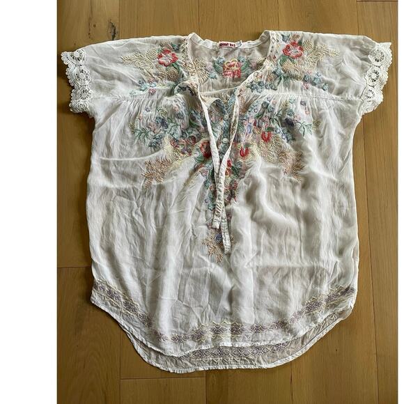 Johnny Was Tops - Johnny Was short sleeve hi-low blouse top L